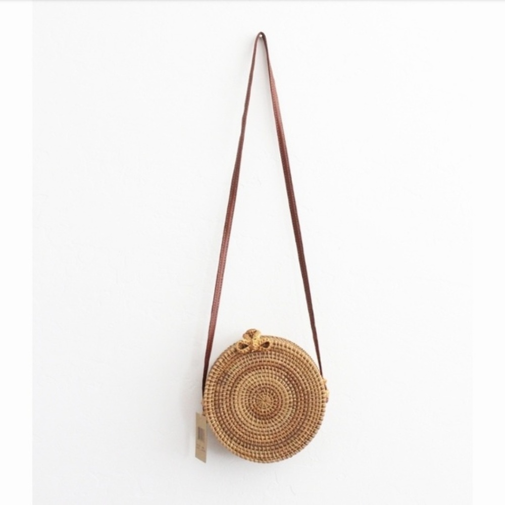 NWT SAVANNA HAND WOVEN STRAW BAG - Picture 4 of 4